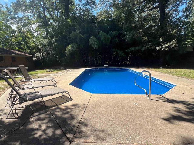 1522 Chris Drive, Benton, AR 72015