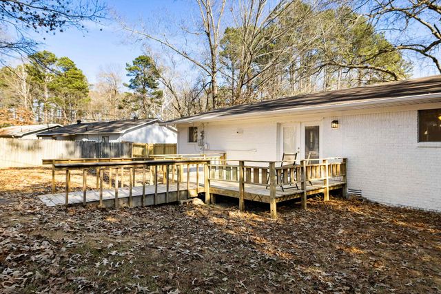 1522 Chris Drive, Benton, AR 72015