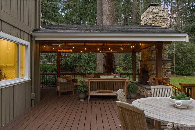 21319 NE 101st Court, Redmond, WA 98053