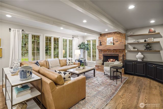 21319 NE 101st Court, Redmond, WA 98053