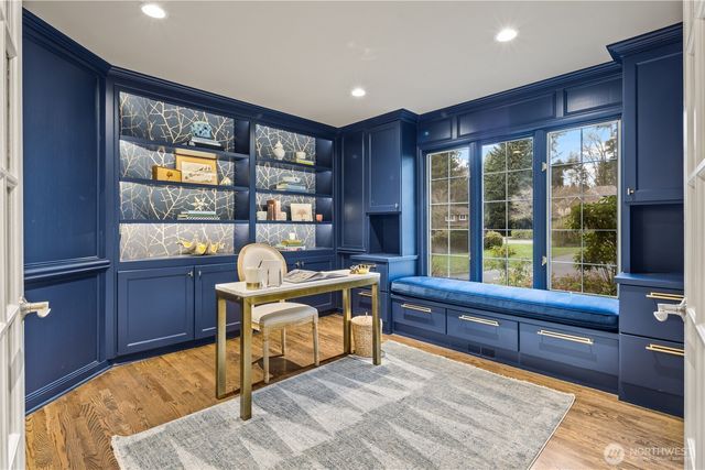 21319 NE 101st Court, Redmond, WA 98053