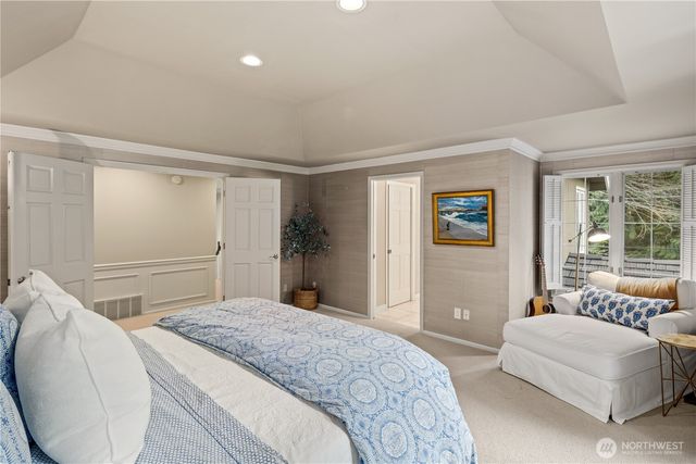 21319 NE 101st Court, Redmond, WA 98053