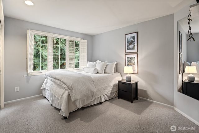 21319 NE 101st Court, Redmond, WA 98053