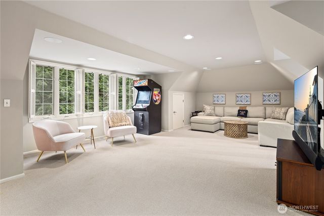 21319 NE 101st Court, Redmond, WA 98053