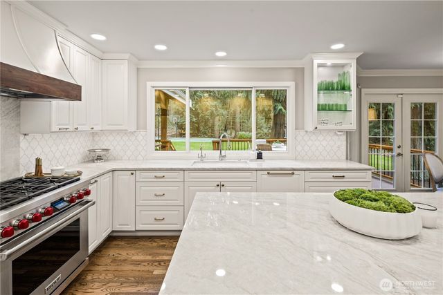 21319 NE 101st Court, Redmond, WA 98053