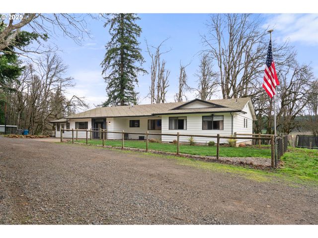 6020 Valley View Rd Ne, Silverton, OR 97381