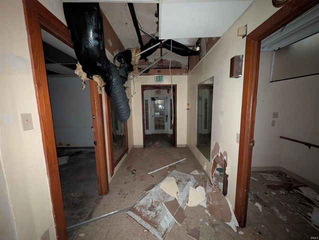 2440 Bowser Avenue, Fort Wayne, IN 46803