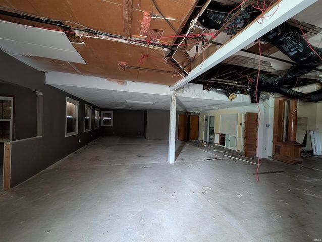 2440 Bowser Avenue, Fort Wayne, IN 46803