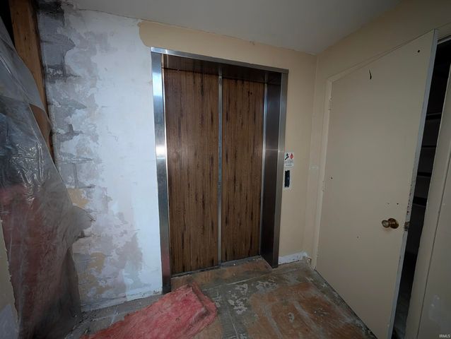 2440 Bowser Avenue, Fort Wayne, IN 46803