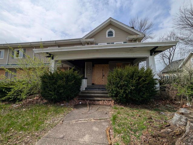 2440 Bowser Avenue, Fort Wayne, IN 46803