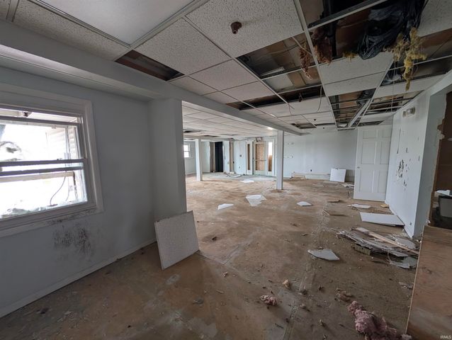 2440 Bowser Avenue, Fort Wayne, IN 46803