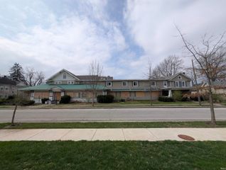 2440 Bowser Avenue, Fort Wayne, IN 46803