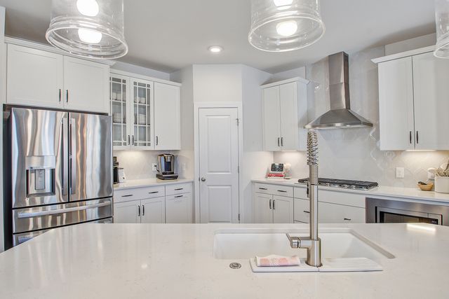 522 Spring Hollow Drive, Charleston, SC 29492