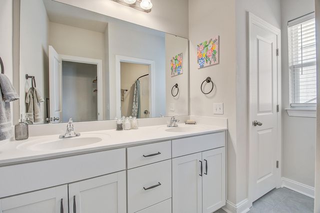 522 Spring Hollow Drive, Charleston, SC 29492