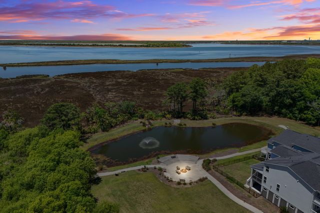 522 Spring Hollow Drive, Charleston, SC 29492