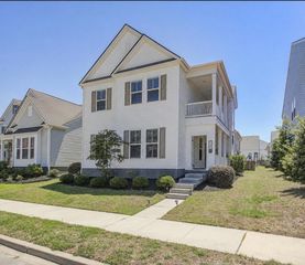 522 Spring Hollow Drive, Charleston, SC 29492
