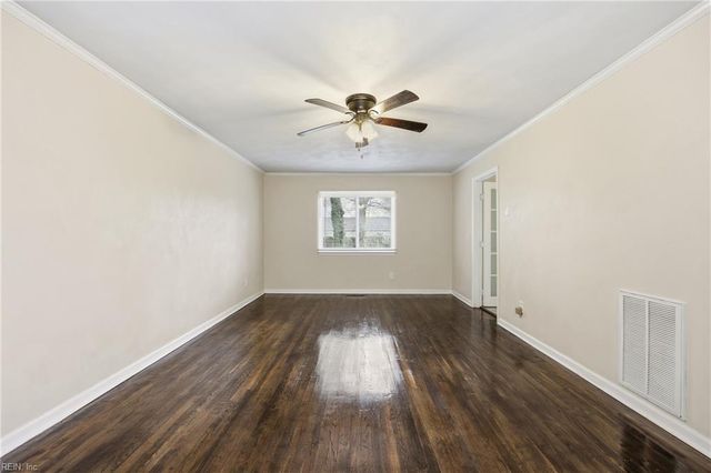 2932 Sunrise AVE, Chesapeake, VA 23324