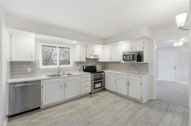 2932 Sunrise AVE, Chesapeake, VA 23324