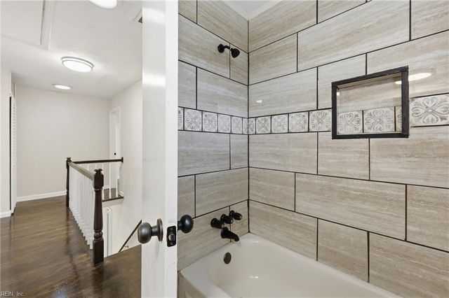 2932 Sunrise AVE, Chesapeake, VA 23324