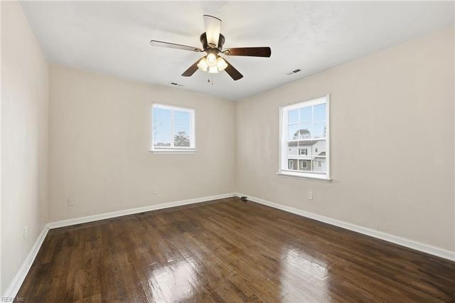 2932 Sunrise AVE, Chesapeake, VA 23324