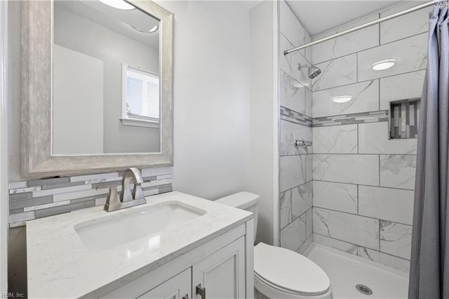 2932 Sunrise AVE, Chesapeake, VA 23324