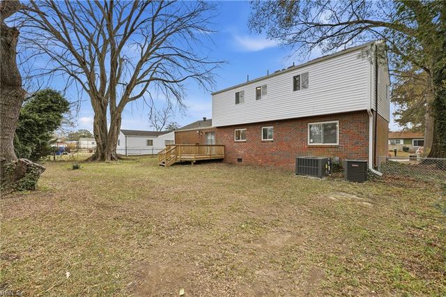 2932 Sunrise AVE, Chesapeake, VA 23324