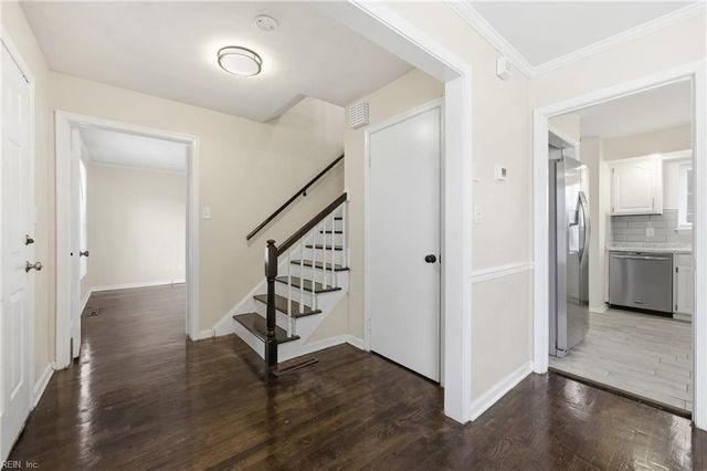 2932 Sunrise AVE, Chesapeake, VA 23324