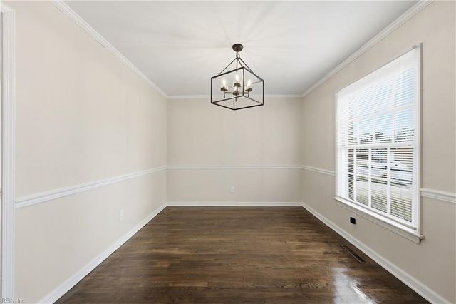 2932 Sunrise AVE, Chesapeake, VA 23324