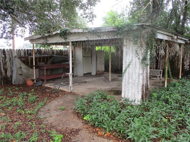 916 S 6th Avenue, Edinburg, TX 78539