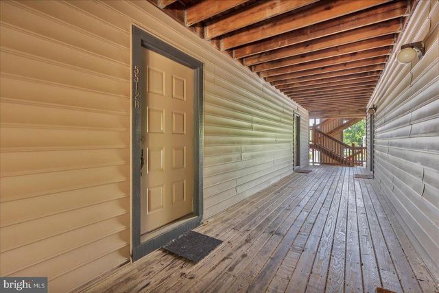 5512-B ABERDEEN DR, Mount Laurel, NJ 08054