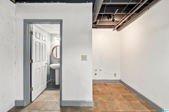 845 MEADOW RIDGE LANE, Birmingham, AL 35242