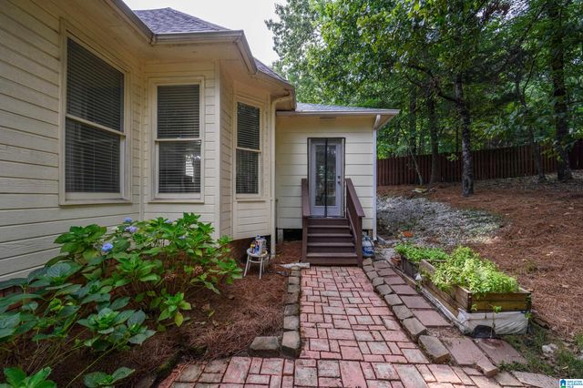845 MEADOW RIDGE LANE, Birmingham, AL 35242