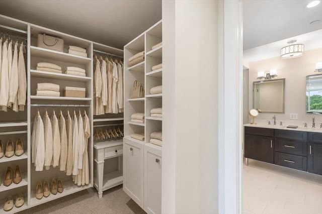 201 Elliott St 510, Beverly, MA 01915