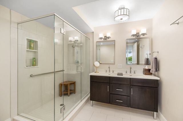 201 Elliott St 510, Beverly, MA 01915