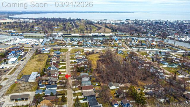 39671 Arbor Street, Harrison Charter Township, MI 48045