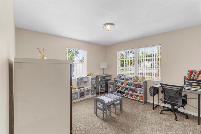 612 SE 10th Avenue, Deerfield Beach, FL 33441