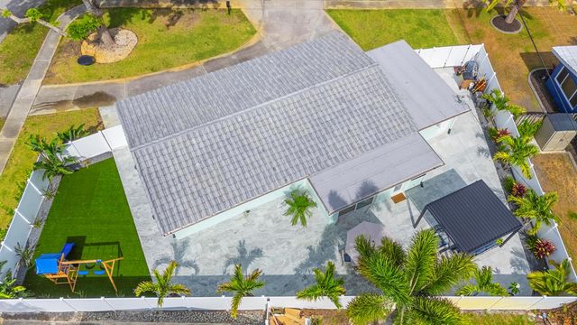 612 SE 10th Avenue, Deerfield Beach, FL 33441