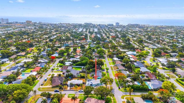 612 SE 10th Avenue, Deerfield Beach, FL 33441