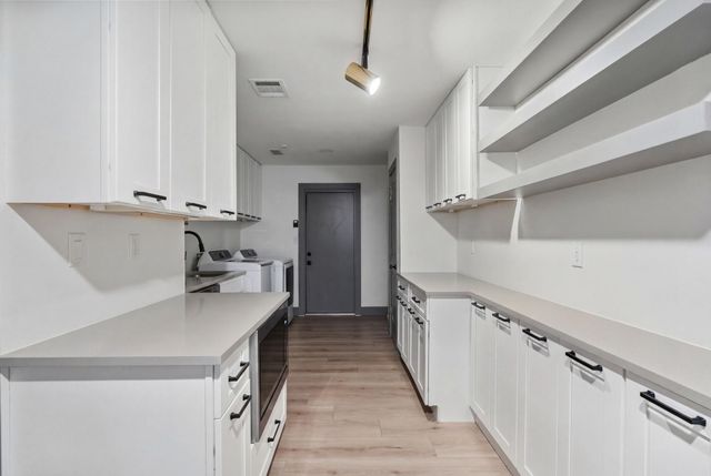 40 Wellington Court, Sugar Land, TX 77478