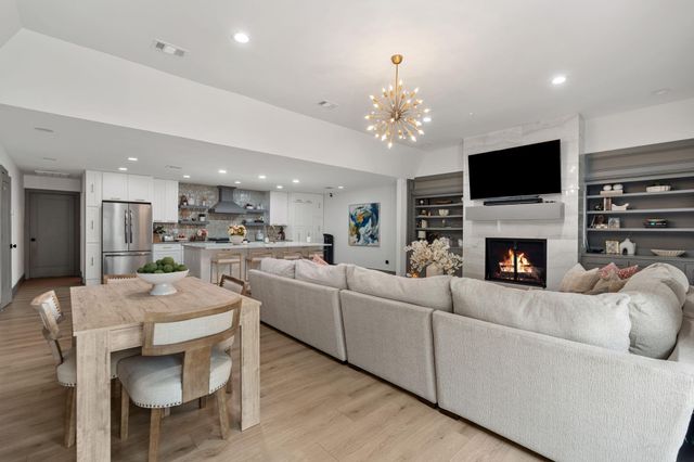 40 Wellington Court, Sugar Land, TX 77478