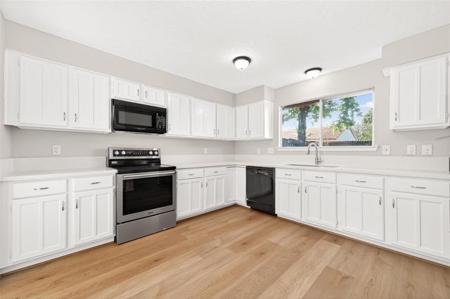 8631 Orchard Ridge Lane, Humble, TX 77338