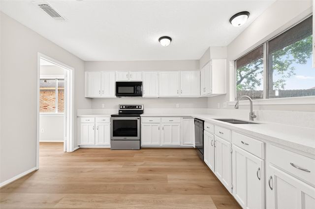 8631 Orchard Ridge Lane, Humble, TX 77338