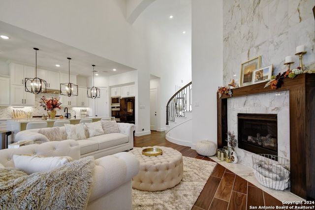 120 Wild Rose Hill, Boerne, TX 78006