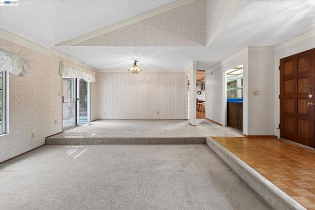 1152 Easley Dr, Clayton, CA 94517
