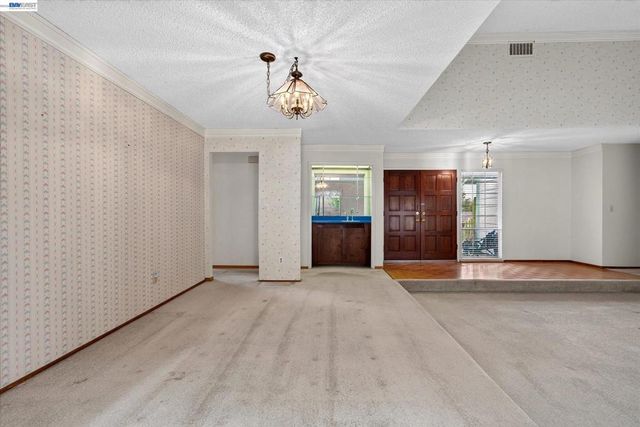 1152 Easley Dr, Clayton, CA 94517
