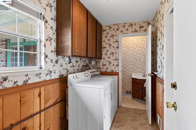 1152 Easley Dr, Clayton, CA 94517