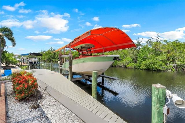 4911 Esplanade ST, Bonita Springs, FL 34134