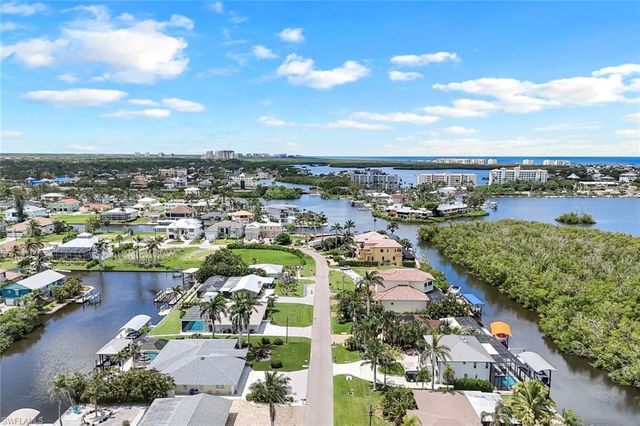 4911 Esplanade ST, Bonita Springs, FL 34134