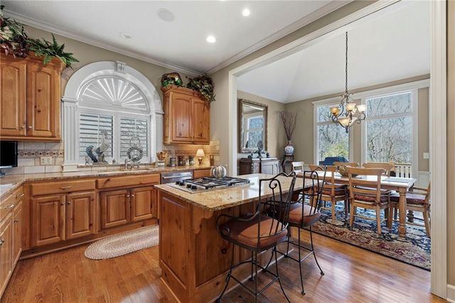 21304 E 37th Terrace Court S, Independence, MO 64057