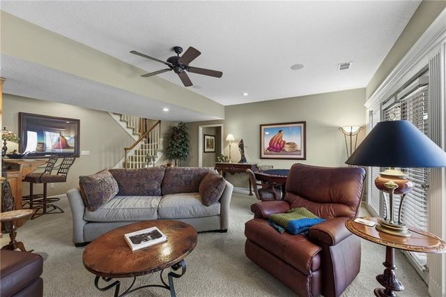 21304 E 37th Terrace Court S, Independence, MO 64057